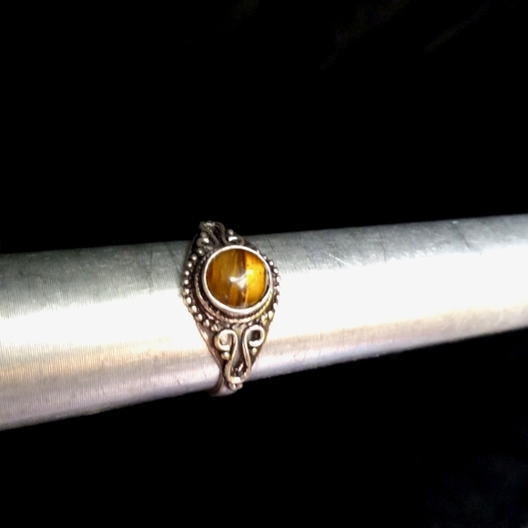 125 Tiger Eye Silver Gemstone Ring size 9 stamped 925 shipping sale - Picture 3 of 9